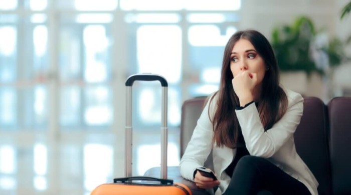 Fear of Travel (Hodophobia): Symptoms, Causes, Treatment, Tips