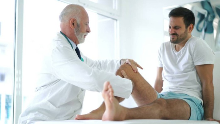 How to cope with the fear of your knees
